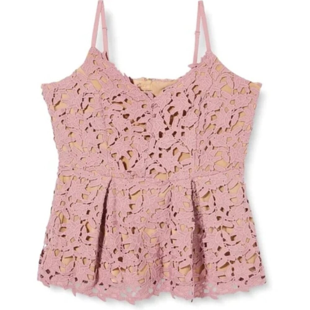 City Chic  2x. NWT Pink Lace Peplum Cami